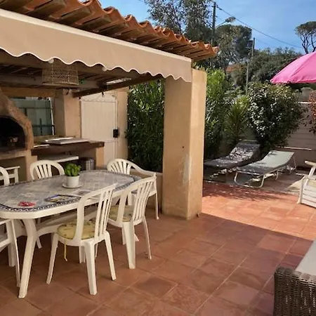 Maison Elegante A 100 M De La Frejus