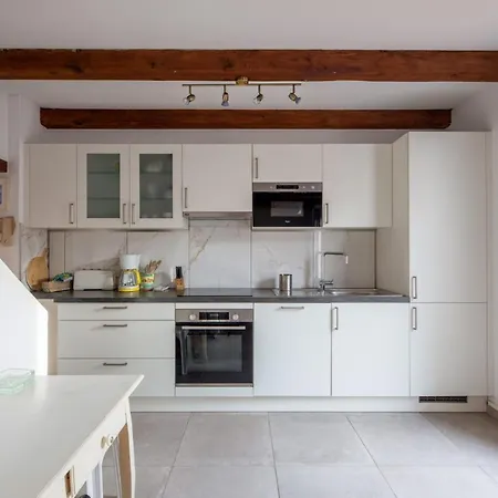 Maison Elegante A 100 M De La 度假居 Fréjus