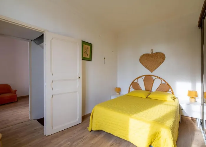 Maison Elegante A 100 M De La بيت للعطل Fréjus