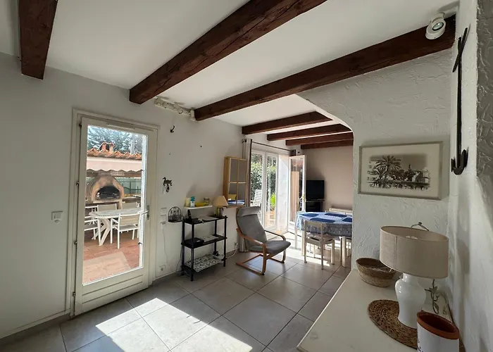 Maison élégante à 100 M De La Hébergement de vacances